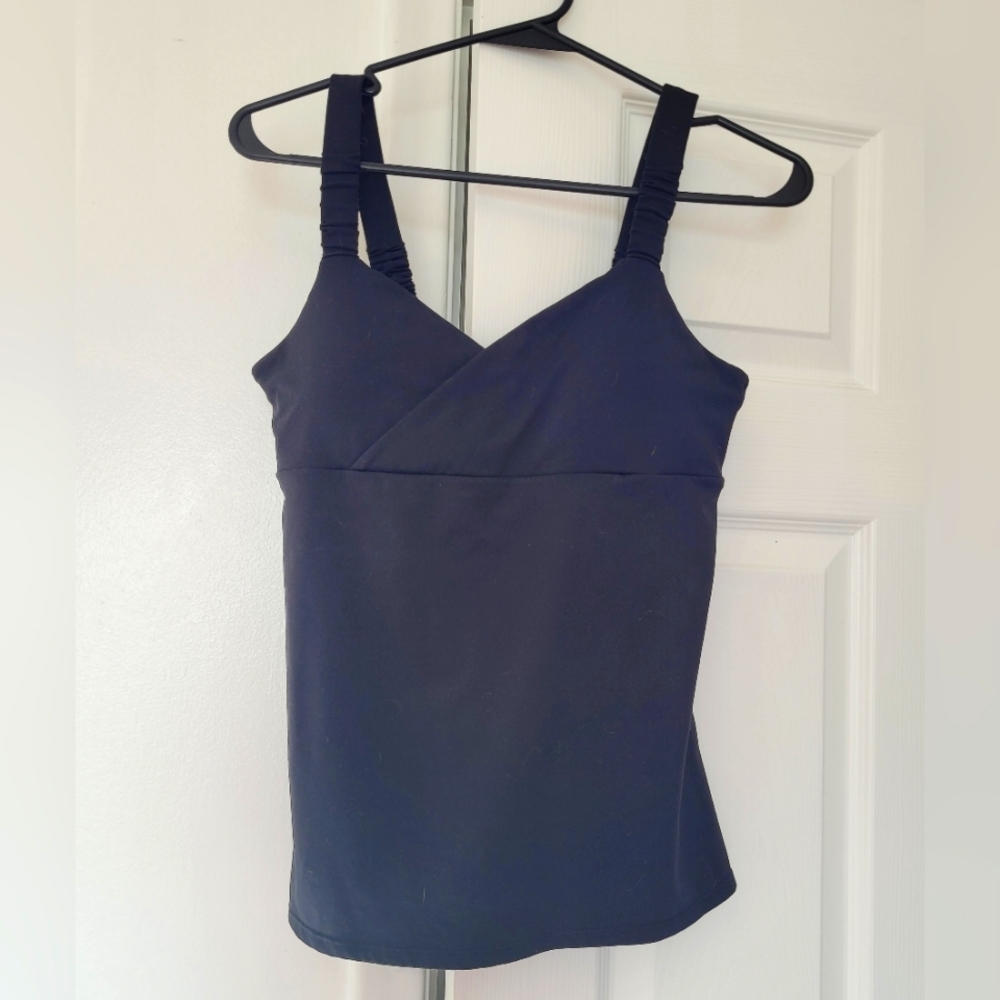 Fabletics tank with built-in bra
